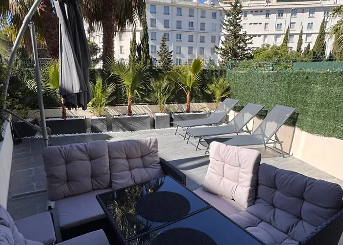 Парк Круазет , Апартаменты 3 Комнаты , С Террасой И Паркингом ,