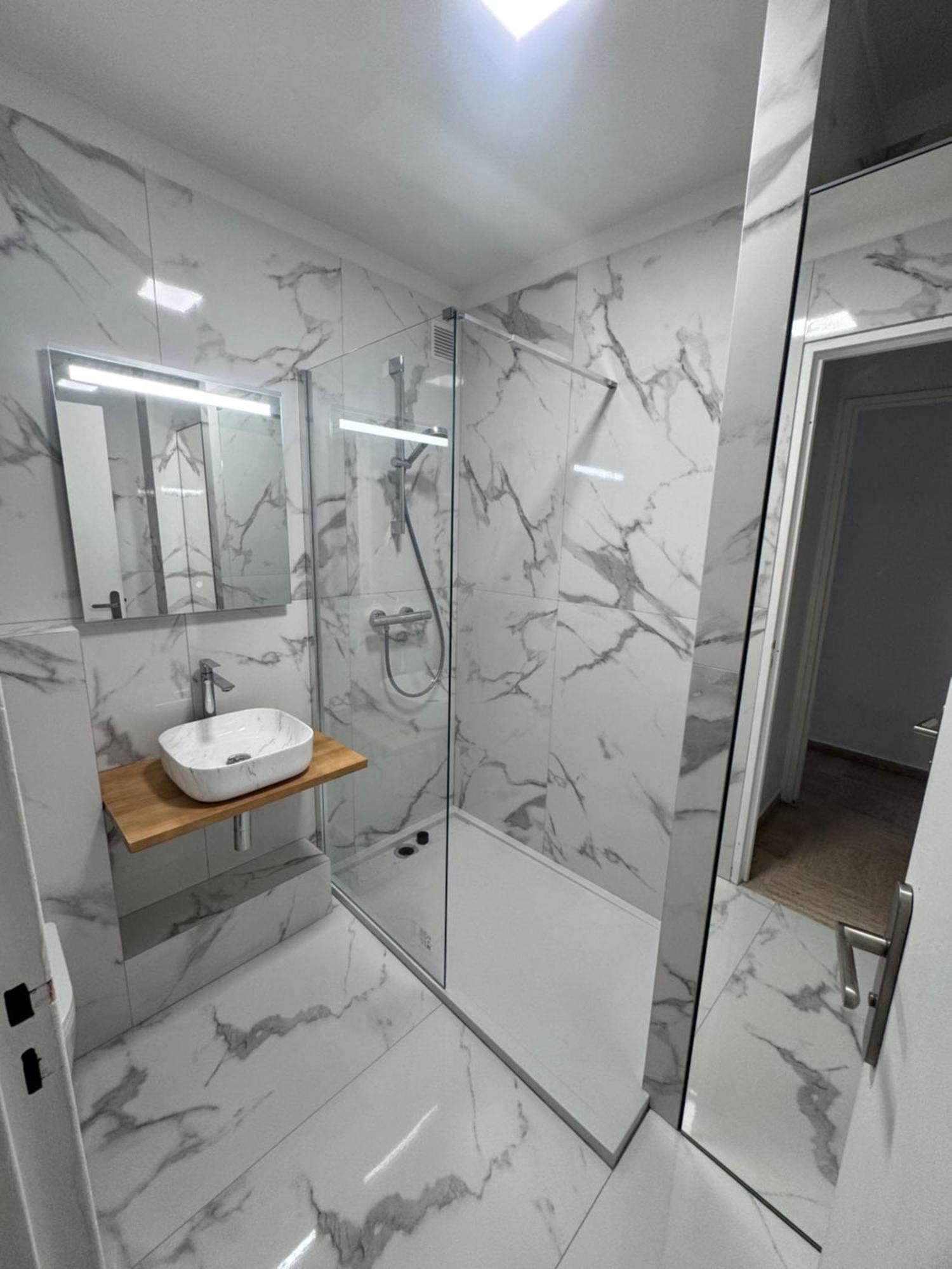 парк круазет , 3 комнаты , с террасой и паркингом , * Cannes
